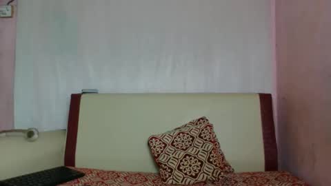 nayrah12 online show from December 2025 09:40:01 AM