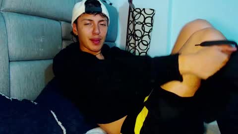 Snapshot of naytonfreeman chatting on October 2025 12:55:01 AM Im Nayton online show from October 2025 12:55:01 AM