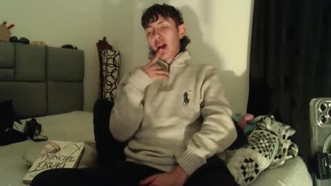 Snapshot of naytonfreeman chatting on October 2025 12:24:01 AM Im Nayton online show from October 2025 12:24:01 AM