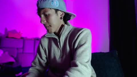 Snapshot of naytonfreeman chatting on November 2025 10:36:02 AM Im Nayton online show from November 2025 10:36:02 AM