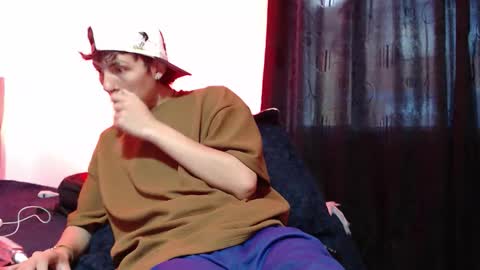 Snapshot of naytonfreeman chatting on November 2025 11:22:01 AM Im Nayton online show from November 2025 11:22:01 AM