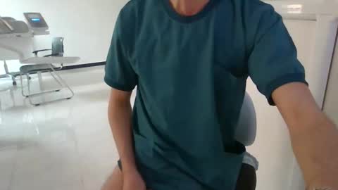 Naz online show from April 2026 05:13:02 PM