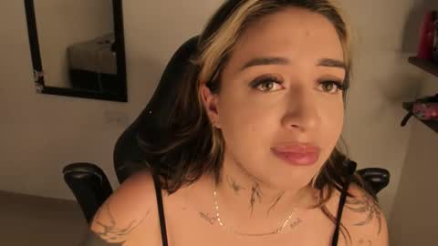 Snapshot of nazzz10 chatting on March 2026 01:07:02 PM nazzz10 online show from March 2026 01:07:02 PM