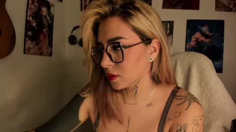 Snapshot of nazzz10 chatting on April 2026 02:21:01 PM nazzz10 online show from April 2026 02:21:01 PM