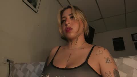 nazzz10 online show from May 2026 03:17:01 PM