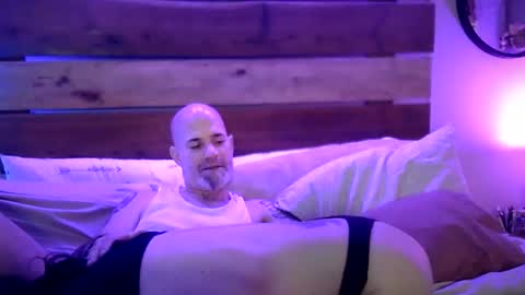 Snapshot of nc_bald_and_beautiful chatting on December 2025 09:03:02 AM NC Bald And Beautiful online show from December 2025 09:03:02 AM