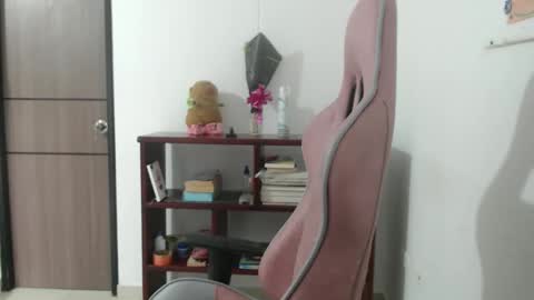 Snapshot of nebyula_star chatting on April 2026 02:03:02 PM Nebyula online show from April 2026 02:03:02 PM