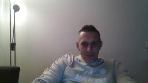 nederland77 online show from December 2024 07:39:02 PM