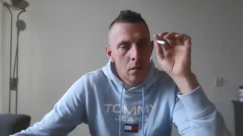 nederland77 online show from December 2024 09:56:01 AM