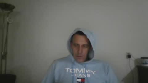 nederland77 online show from December 2024 06:31:02 AM