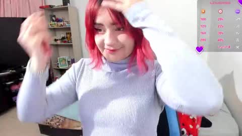 Snapshot of neeko_lol_ chatting on October 2025 12:03:02 PM Geek Nicole im Neeko UwU online show from October 2025 12:03:02 PM