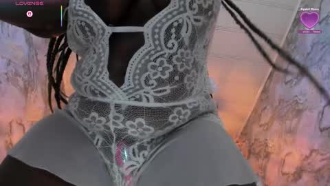 Snapshot of neffertiry_ebonny chatting on November 2025 06:24:02 AM Nefer online show from November 2025 06:24:02 AM