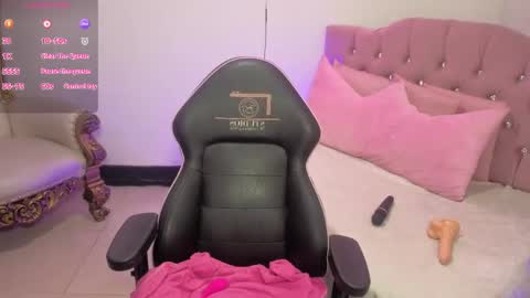NEFTIS  online show from May 2026 10:18:02 PM