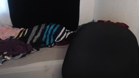 Zoe online show from November 2025 11:01:02 AM