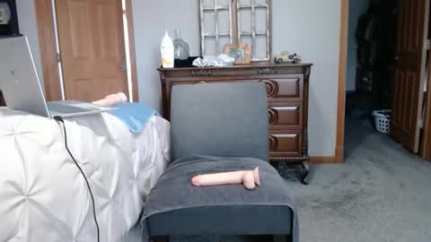 NEIGHBORGUY4U online show from June 2026 04:07:01 PM