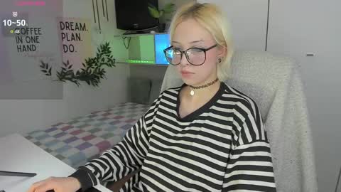 Kate online show from May 2026 08:47:01 PM