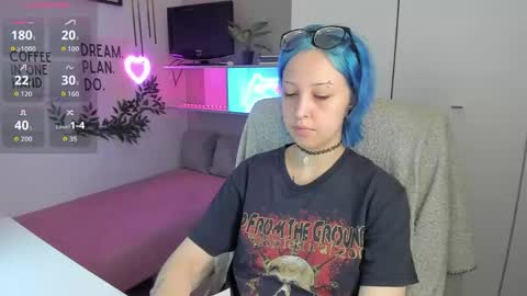 Kate online show from May 2026 08:32:01 PM