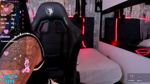 Miah online show from December 2024 12:36:01 PM