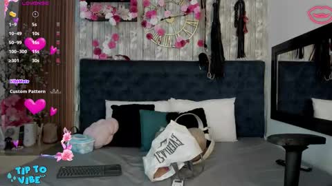 Miah online show from November 2025 11:35:01 AM