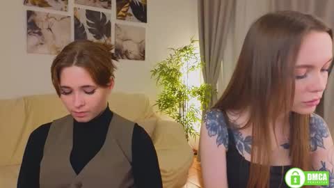 Snapshot of nellie_moans chatting on October 2025 03:33:01 PM Nellie online show from October 2025 03:33:01 PM