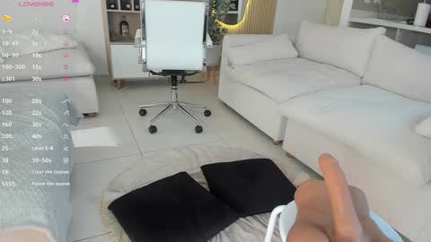 Snapshot of nemisha chatting on January 2025 01:23:02 PM nemisha online show from January 2025 01:23:02 PM