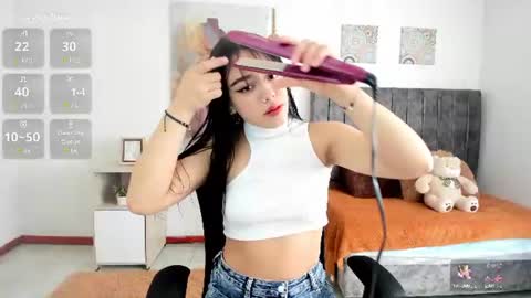 Snapshot of nenitaa_ chatting on June 2026 12:15:02 PM nenitaa_ online show from June 2026 12:15:02 PM