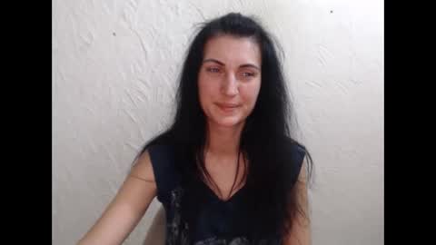 Snapshot of nensyfay_ chatting on November 2025 03:05:02 PM Nensy online show from November 2025 03:05:02 PM