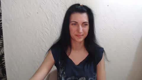 Snapshot of nensyfay_ chatting on March 2026 07:06:01 PM Nensy online show from March 2026 07:06:01 PM