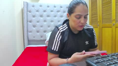 kelly lopez online show from January 2025 06:04:01 PM