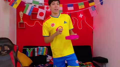 just Daniel  online show from June 2026 07:23:01 PM