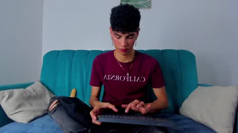  NeoRaptis  jhonatan  online show from January 2025 08:14:01 PM