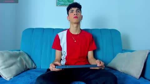  NeoRaptis  jhonatan  online show from February 2025 08:53:02 PM