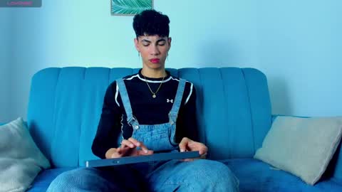  NeoRaptis  jhonatan  online show from February 2025 08:18:01 PM