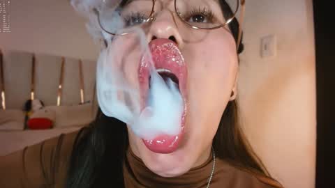 Snapshot of nerak_a chatting on January 2025 09:15:02 PM Helena Every Friday new video for my fan club loves online show from January 2025 09:15:02 PM