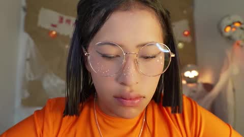 Helena    Every Friday new video for my fan club loves  online show from October 2025 06:12:01 PM