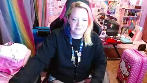 Snapshot of nerdgibbler chatting on June 2026 02:31:02 AM NerdGibbler online show from June 2026 02:31:02 AM
