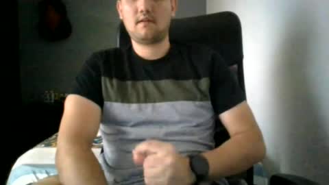Snapshot of nerdxxx94 chatting on June 2026 09:25:02 PM MrBull online show from June 2026 09:25:02 PM