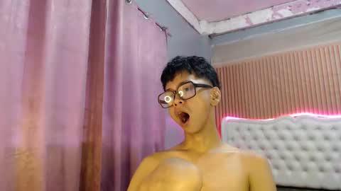 Snapshot of nerdy_nate chatting on June 2026 10:25:01 PM Ethan online show from June 2026 10:25:01 PM