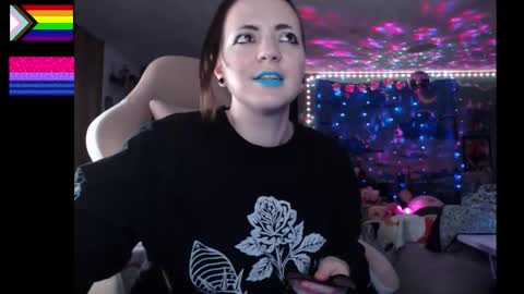 Snapshot of nerdy_squirty chatting on October 2025 03:45:02 AM NerdySquirty online show from October 2025 03:45:02 AM