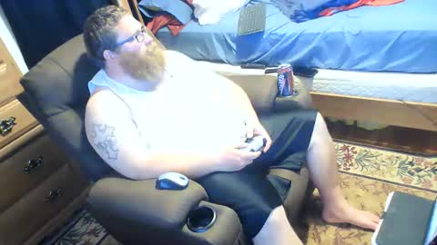 Snapshot of nerdychub4fun chatting on April 2026 12:04:01 AM nerdychub4fun online show from April 2026 12:04:01 AM