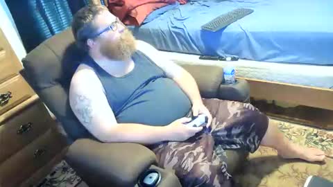 Snapshot of nerdychub4fun chatting on April 2026 01:32:02 PM nerdychub4fun online show from April 2026 01:32:02 PM