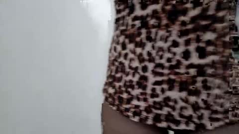 Snapshot of nerii11i chatting on May 2026 07:48:02 AM Crystal New online show from May 2026 07:48:02 AM