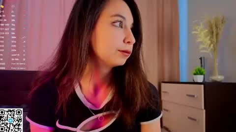 Snapshot of nerixalvire chatting on June 2026 03:05:02 PM Emily online show from June 2026 03:05:02 PM