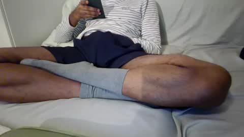 Nerlinlee online show from February 2026 06:39:02 PM