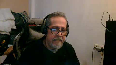 Snapshot of neron401 chatting on March 2026 02:15:01 AM neron401 online show from March 2026 02:15:01 AM