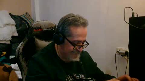 Snapshot of neron401 chatting on March 2026 03:21:02 AM neron401 online show from March 2026 03:21:02 AM