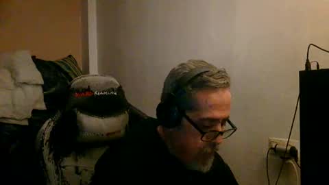 Snapshot of neron401 chatting on April 2026 11:02:02 PM neron401 online show from April 2026 11:02:02 PM