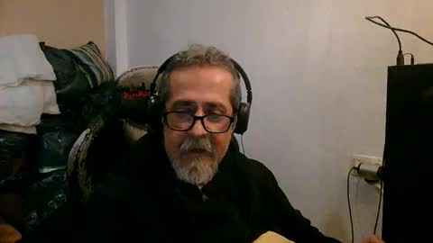 Snapshot of neron401 chatting on April 2026 08:21:01 PM neron401 online show from April 2026 08:21:01 PM