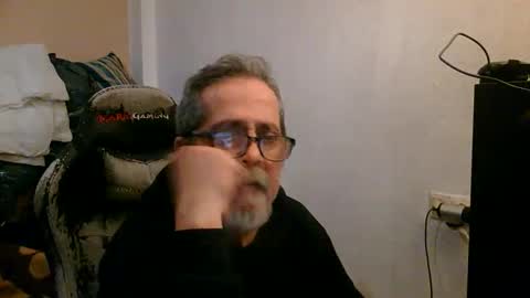 Snapshot of neron401 chatting on April 2026 01:38:01 AM neron401 online show from April 2026 01:38:01 AM