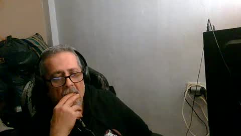 Snapshot of neron401 chatting on April 2026 01:36:01 AM neron401 online show from April 2026 01:36:01 AM